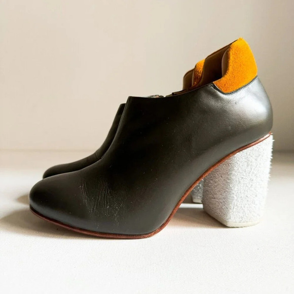 A Detacher Unique Multi Texture Ark Grey  Leather Booties 7 - Picture 3 of 8